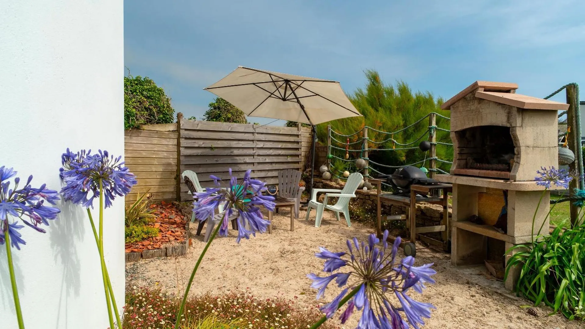 Ti Menez Korriged - Maison Vue Mer Plouhinec  Plouhinec (Finistere)