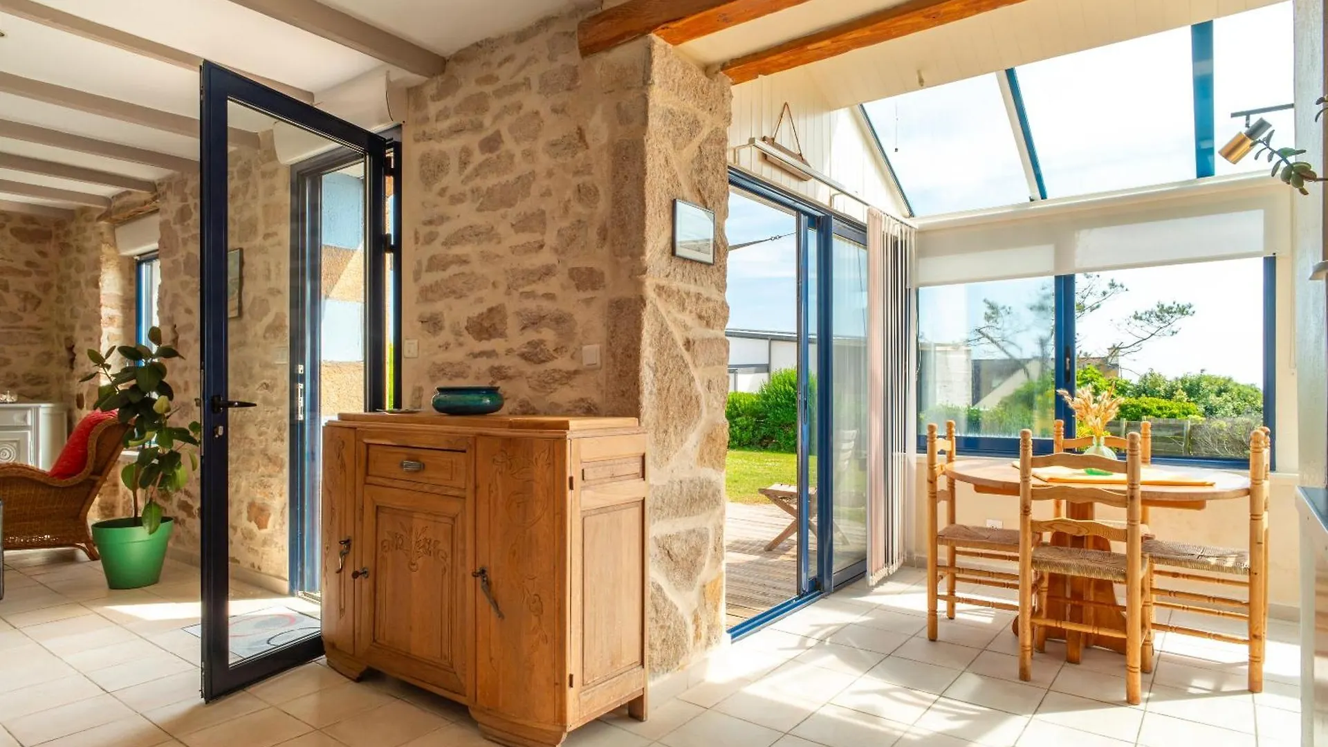 Ti Menez Korriged - Maison Vue Mer Plouhinec  Holiday home Plouhinec (Finistere)